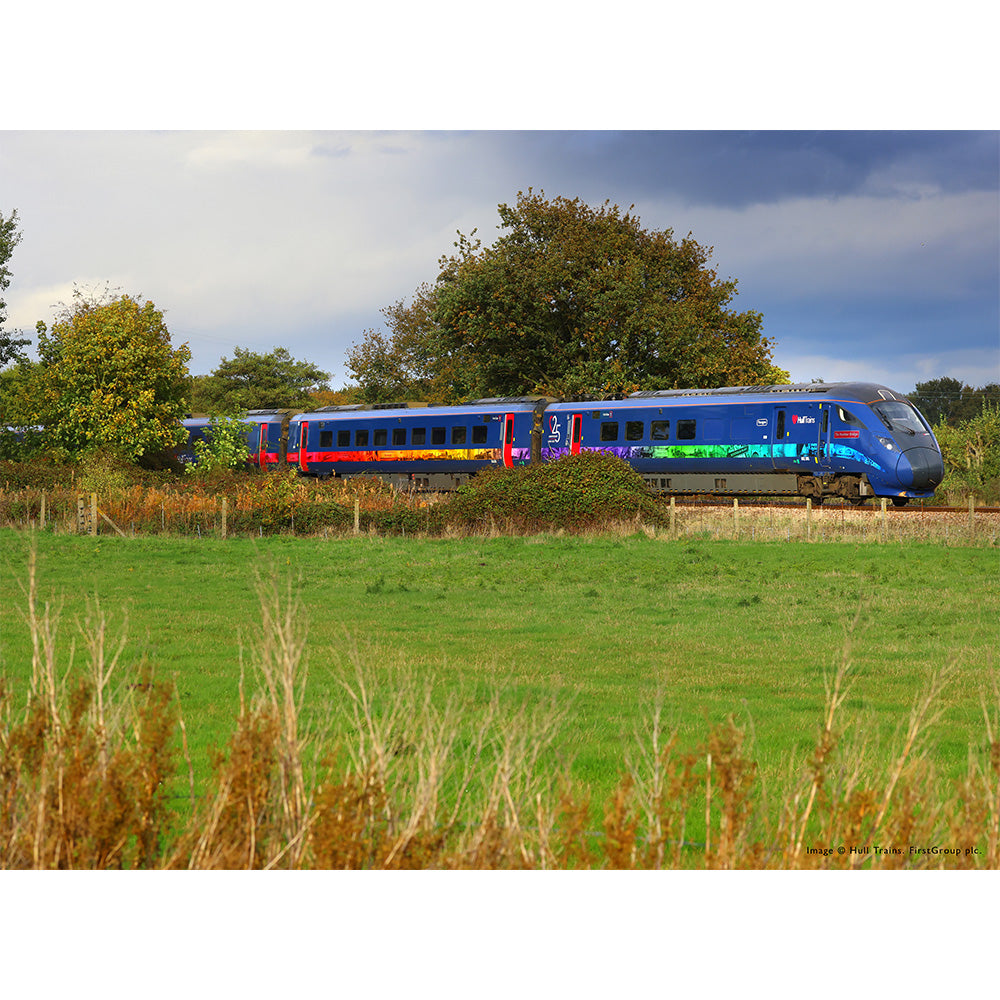 Hornby R30470 Class 802-3 Hull Trains 802301 Amy Johnson 5 Car Train Pack