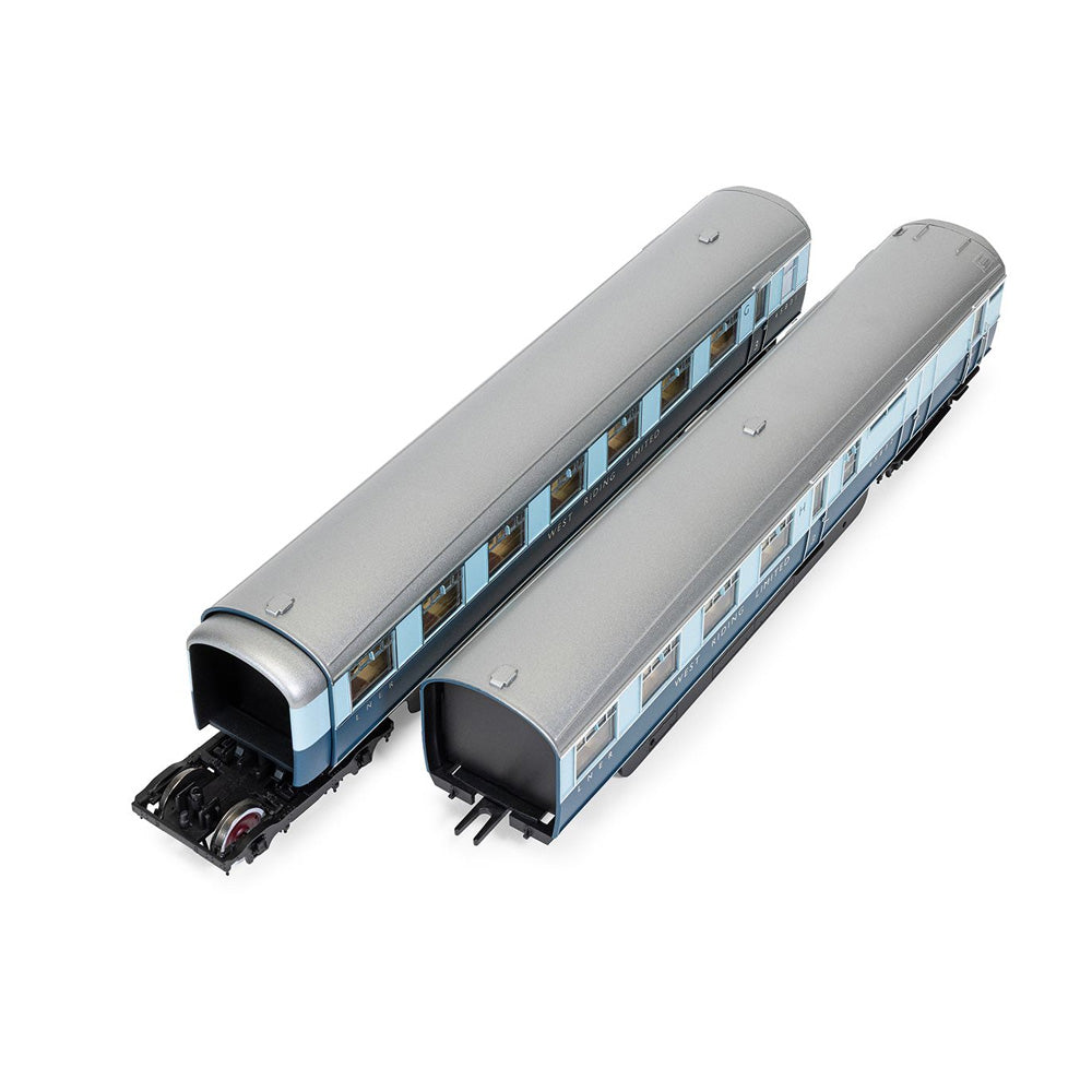 Hornby R40480 LNER West Riding Ltd Open Third & Brake Third Artic. Coach Pack