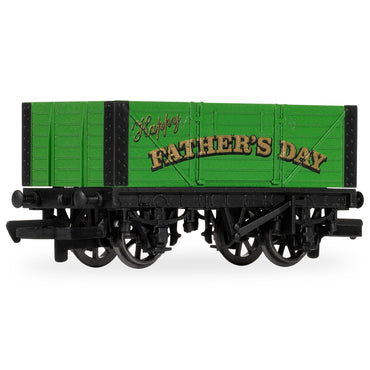 Hornby R60284 2025 Fathers Day Wagon