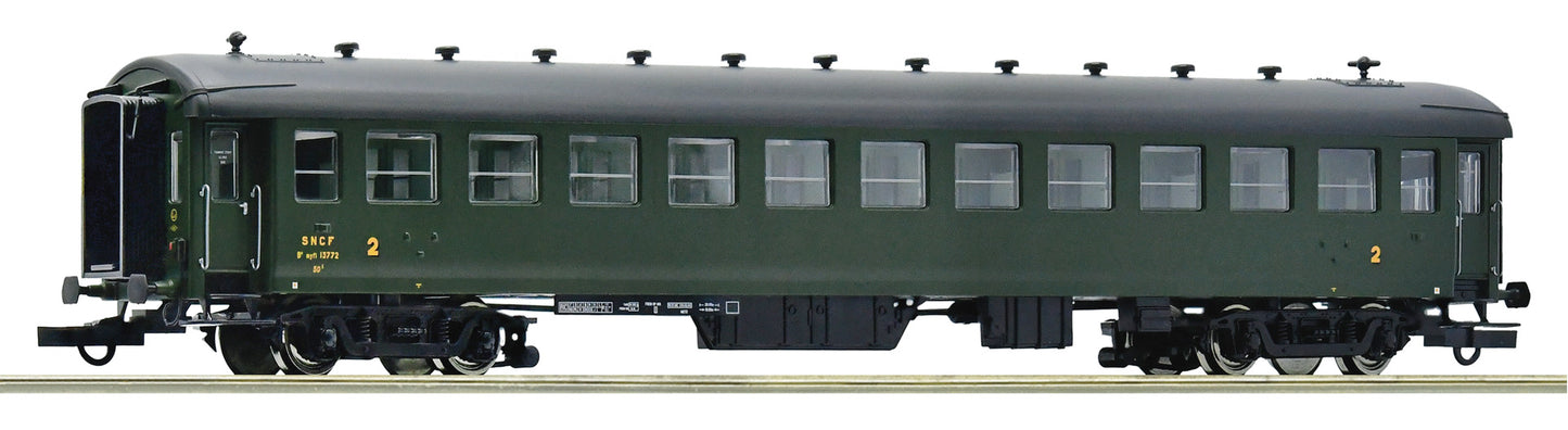 Roco SNCF B11 2nd Class Express Coach IV HO Gauge RC6200005