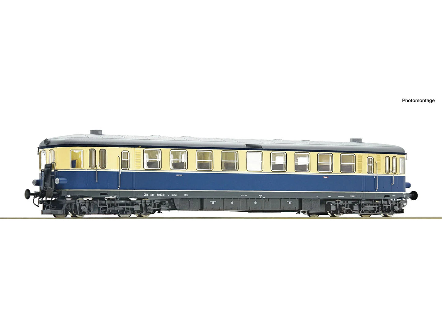 Roco 7710011 OBB Rh5042.10 Diesel Railcar III (DCC-Sound) HO Gauge