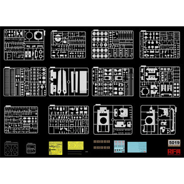 Ryefield Models 5019 Panther Ausf.G Tank 1:35 Plastic Model Tank Kit
