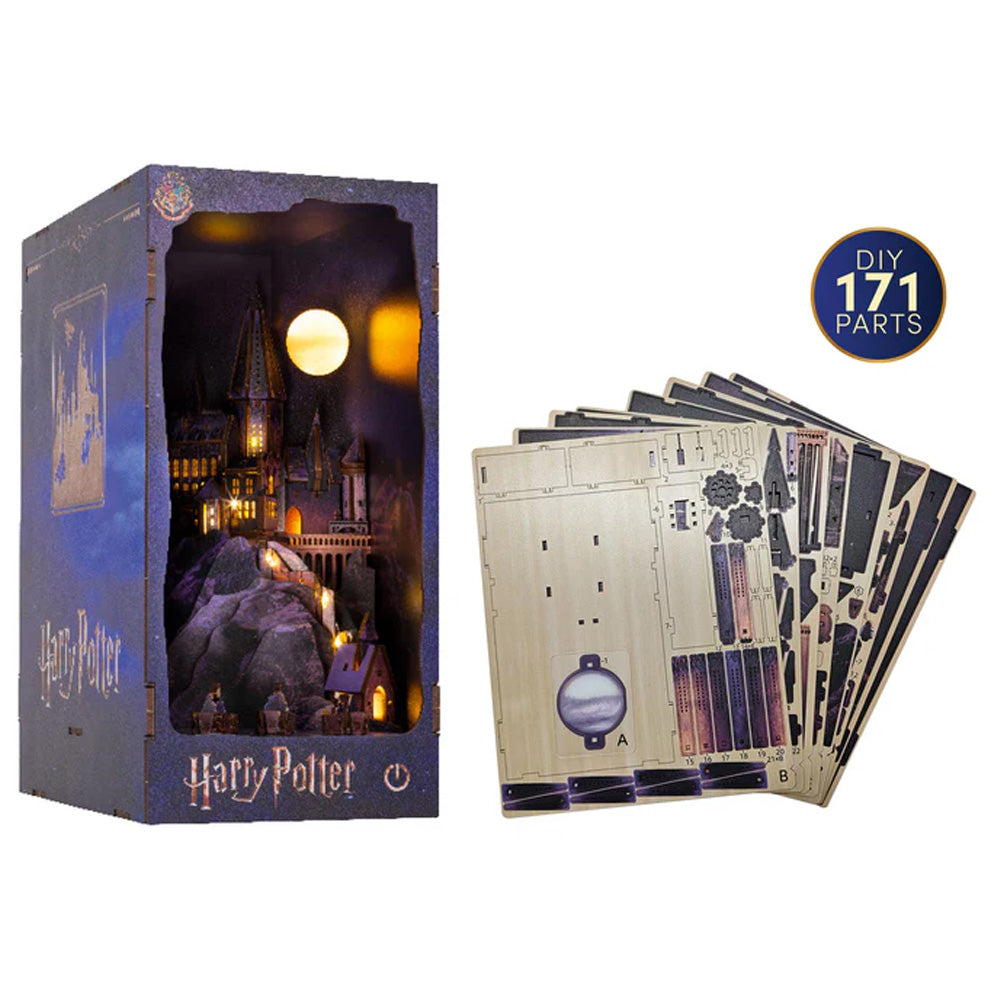 Revell Tiny Adventures - Harry Potter: Hogwarts Castle Book Nook 00544