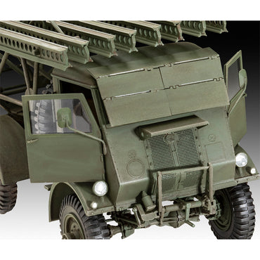 Revell 03338 BM-13-16 on W.O.T. 8 Chassis 1:35 Model Kit