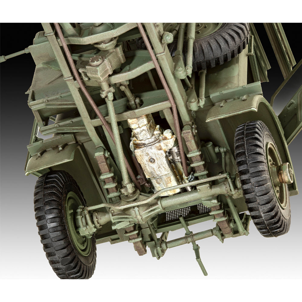 Revell 03338 BM-13-16 on W.O.T. 8 Chassis 1:35 Model Kit