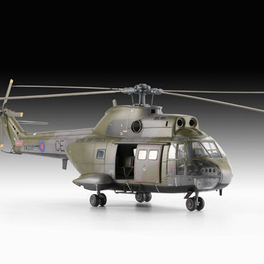 Revell 03758 SA 330/Westland Puma HC.1 (Revell Classics) 1:32 Model Kit