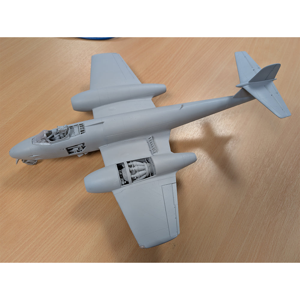 Revell 03779 Gloster Meteor F.8/FR.9 - First Edition 1:32 Model Kit