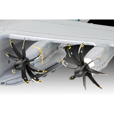 Revell 03822 Airbus A400M Atlas RAF 1:72 Plane Model Kit