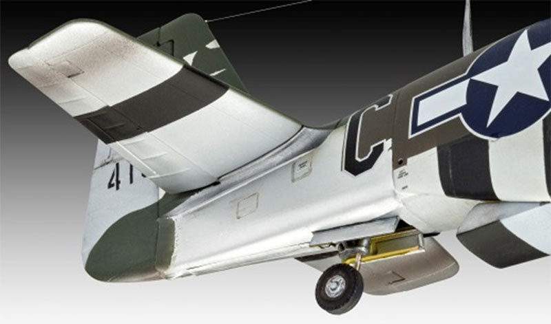 REVELL P-51D-5NA Mustang 1:32 Aircraft Model Kit - 03944