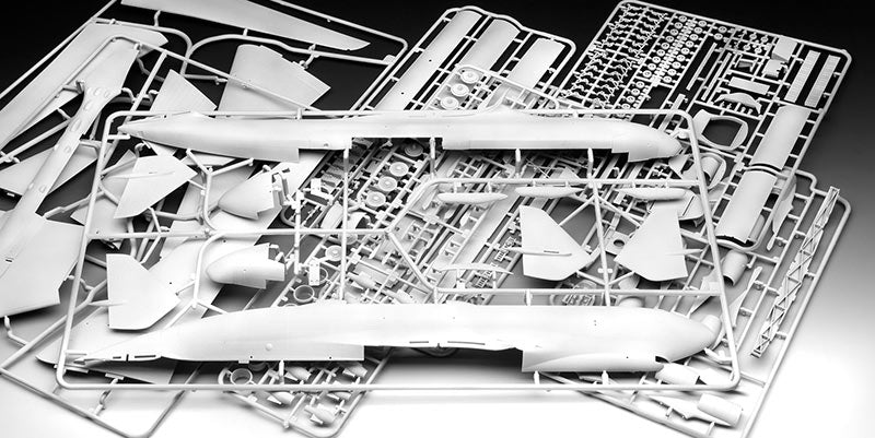 REVELL Antonov An-225 Mrija 1:144 Aircraft Model Kit 04958