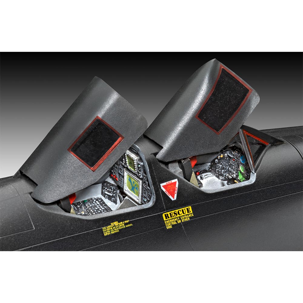 Revell 04967 Lockheed SR-71 Blackbird 1:48 Plastic Model Kit