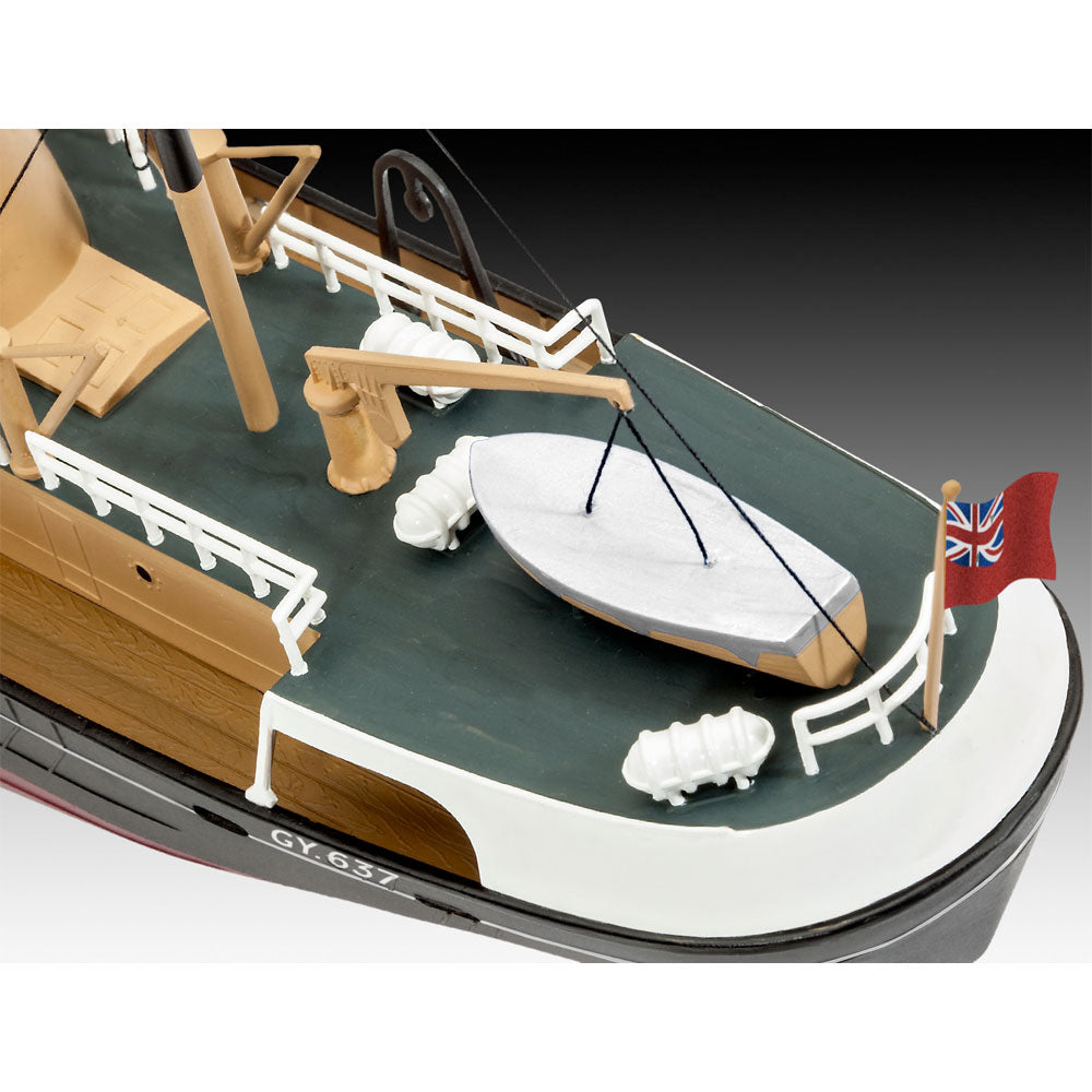 REVELL Northsea Fishing Trawler 1:142 Ship Model Kit 05204