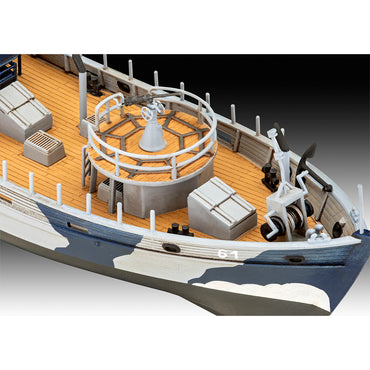 Revell 05242 KFK (Kriegsfischkutter) 1:144 Model Kit