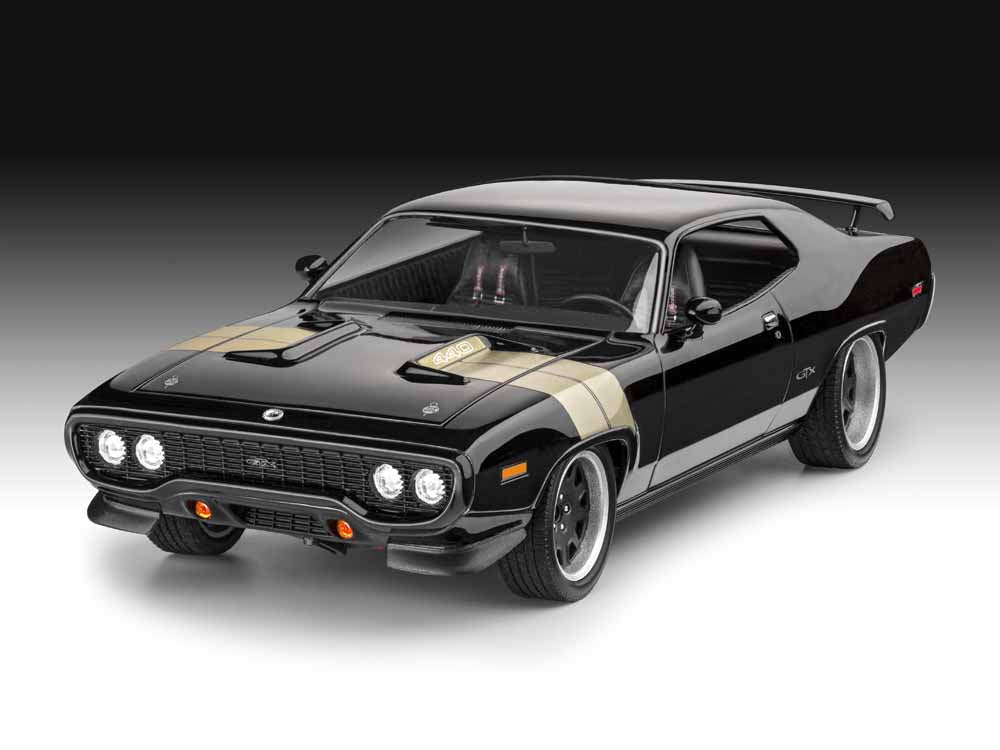 Revell 07692 Dominic's 1971 Plymouth GTX Fast & Furious 1:24 Model Kit