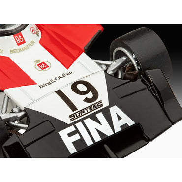 Revell 07739 Surtees TS16/03 1:32 Model Kit