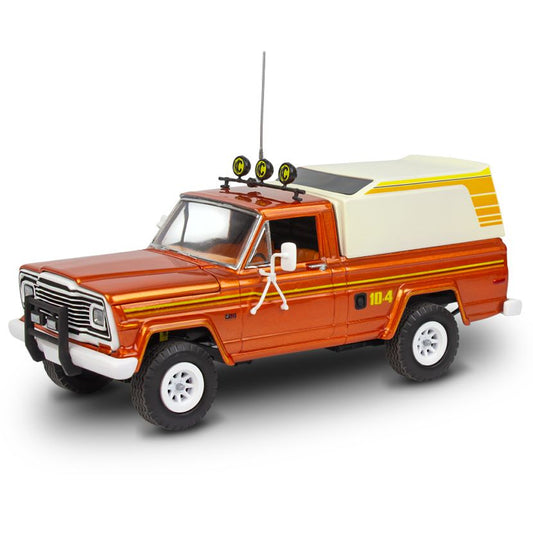 Revell 14568 Jeep J-10 Pickup w/Camper 1:24 Model Kit