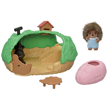 SYLVANIAN Families Baby Hedgehog Hideout 5453