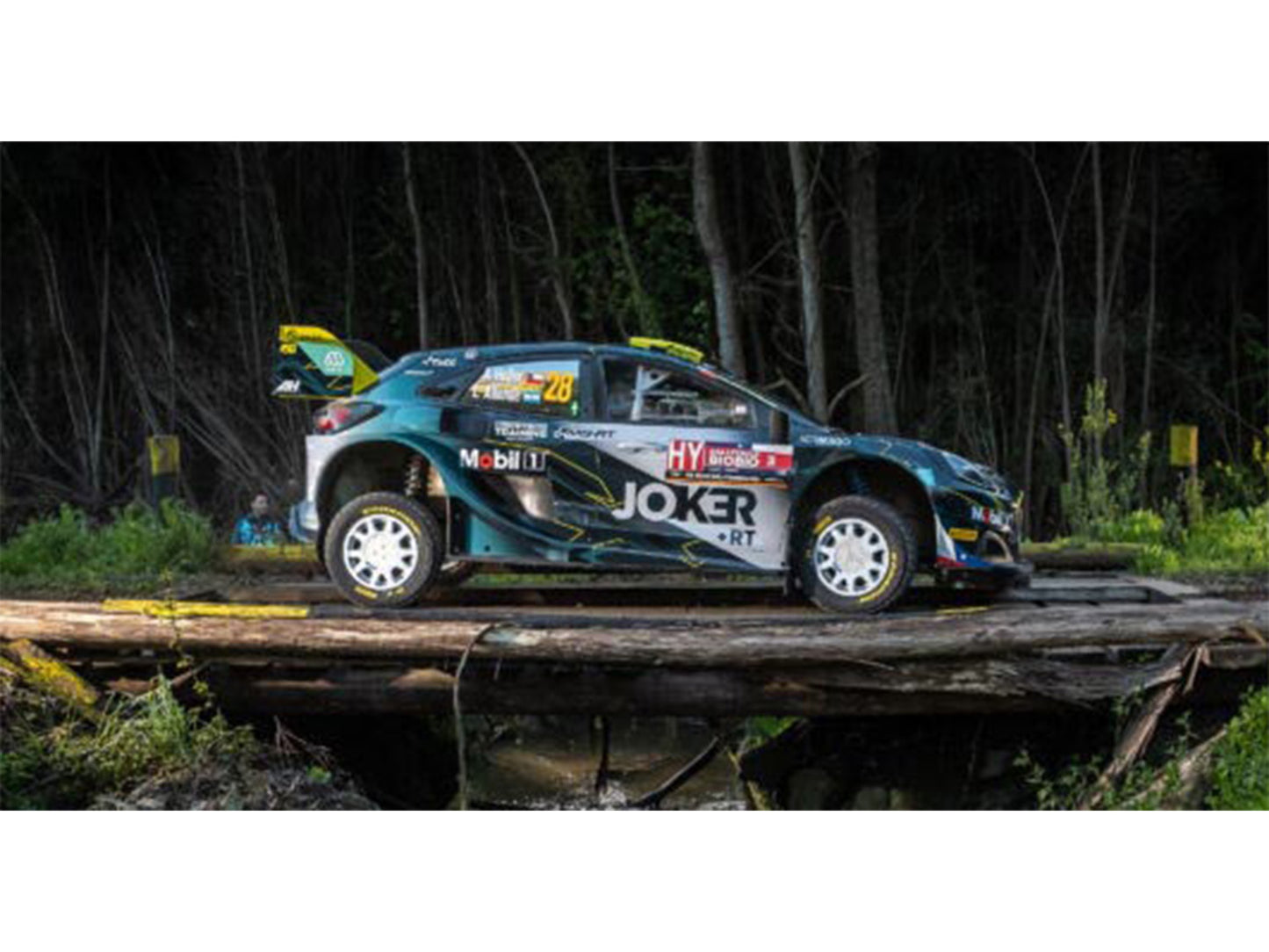SCX Compact Ford Puma Heller 1:43 Slot Car