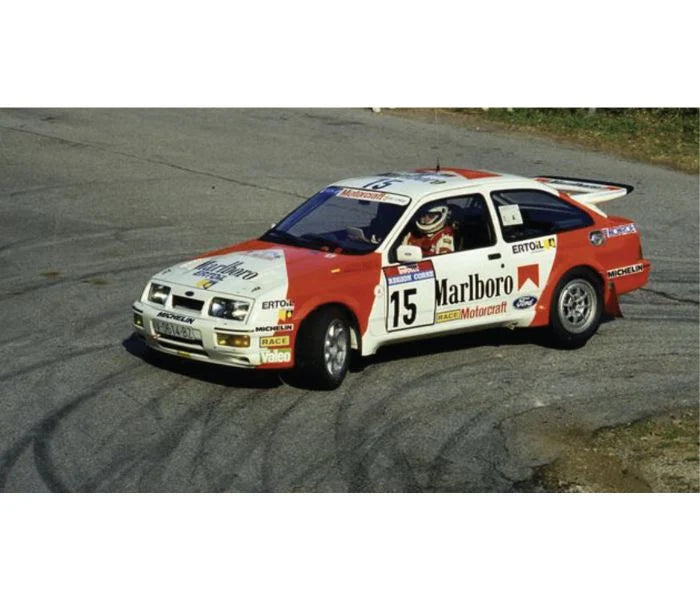 SCX Advance Digital Ford Sierra Cosworth Sainz Portugal '88 SCXE10567 1:32
