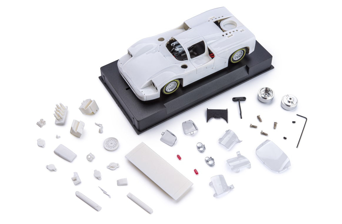 Slot It Chaparral 2F White Kit w/Pre-Assembled Painted Parts SICA46Z 1:32