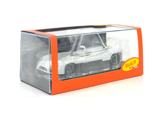 Slot It MS 670 B White Kit w/Pre Assembled Painted Parts SICA57Z 1:32