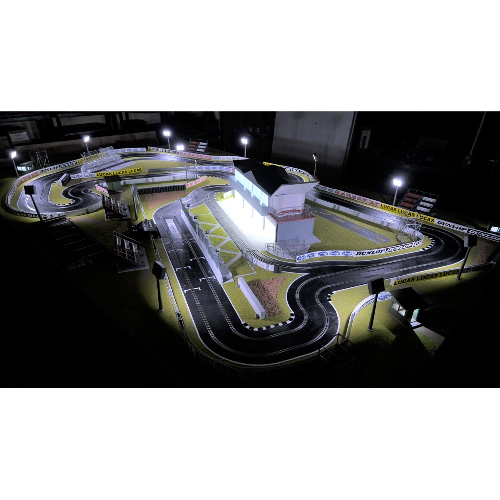 SLOT TRACK SCENICS TL-1 Track Lighting (1 Unit)