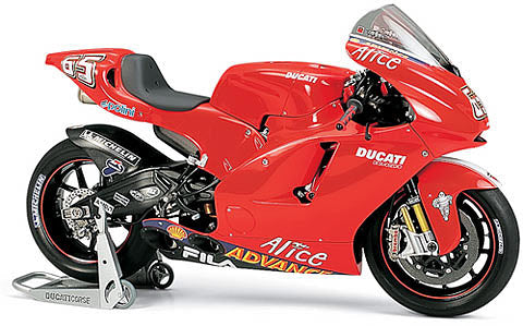 TAMIYA 14101 Ducati Desmosedici 1:12 Bike Model Kit