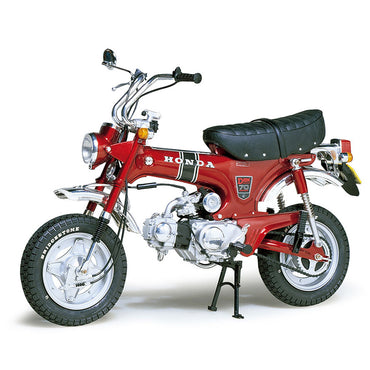 Tamiya 16002 Honda DAX Export 70 1:6 Model Kit
