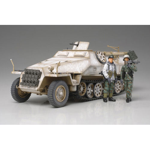 TAMIYA 32564 SPW Sd.Kfz. 251:1 Ausf D Half-Track 1:48 Military Model Kit