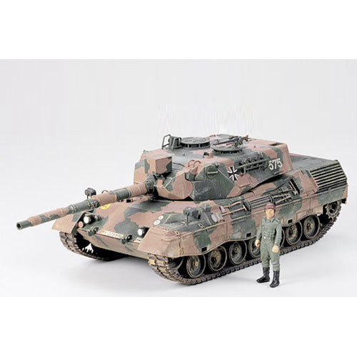 TAMIYA 35112 West German Leopard Tank A4 1:35 Military Model Kit