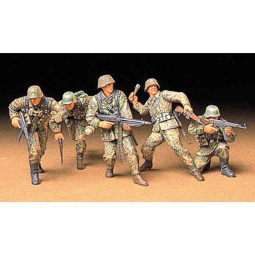 TAMIYA 35196 German Front-Line Infantryman 1:35 Military Model Kit Figures