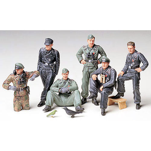 TAMIYA 35201 German Tank Crew at Rest 1:35 Military Model Kit
