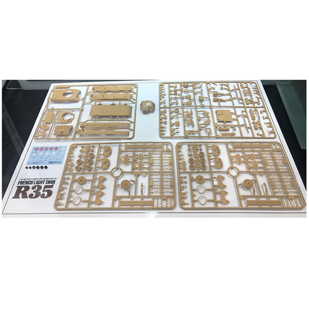 Tamiya 35373 French Light Tank R35 1:35 Plastic Model Kit