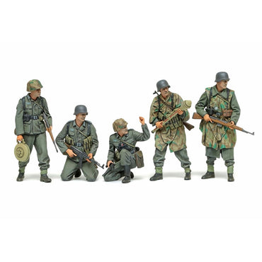 Tamiya  35382 German Infantry Late WWII 1:35 Figure Model Kit