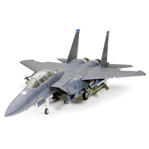 TAMIYA 60312 F-15e With Bunker Buster 1:32 Aircraft Model Kit