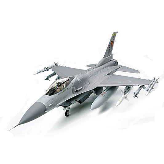 TAMIYA 60315 Lockheed F-16CJ Fighting Falcon 1:32 Model Kit