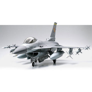 TAMIYA 60315 Lockheed F-16CJ Fighting Falcon 1:32 Model Kit