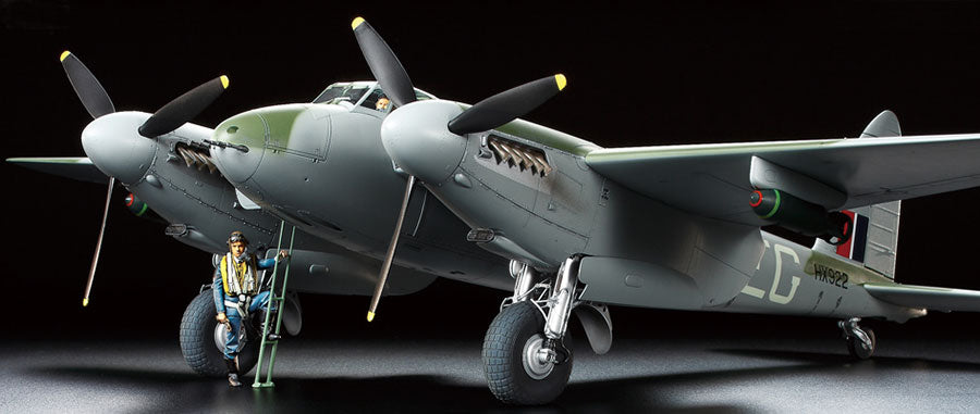 TAMIYA 60326 De Havilland Mosquito FB Mk.VI 1:32 Scale Model Kit