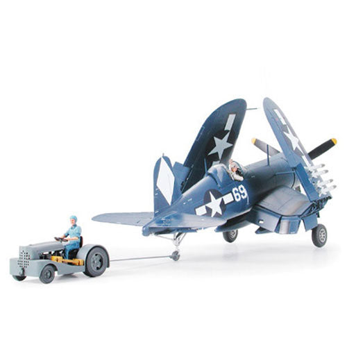 TAMIYA 61085 Corsair F4U-1D with Moto Tug 1:48 Aircraft Model Kit