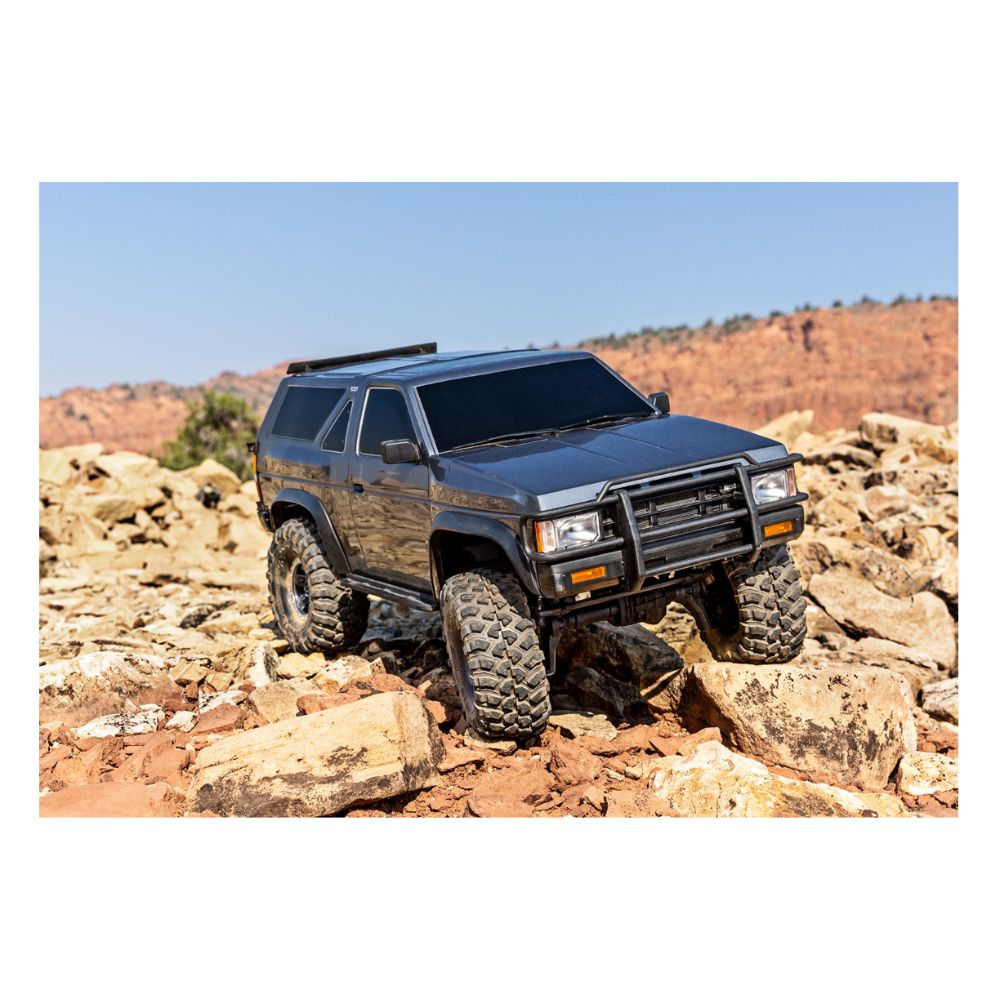 Traxxas TRX-4 Nissan Pathfinder SE-V6 3S 4x4 RTR Clipless 1:10 Trail Crawler Car - Silver