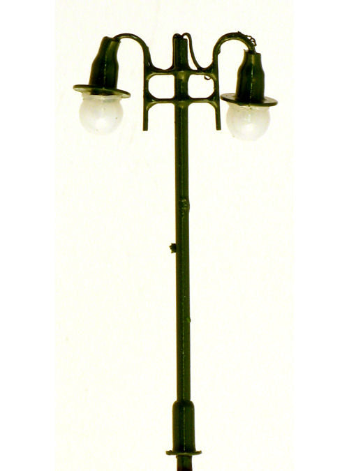 TrainSave 208 Courtyard Style LED Lamps (4) OO Gauge