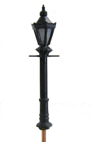 TrainSave 251 Ornate Platform LED Lamps (4) N Gauge