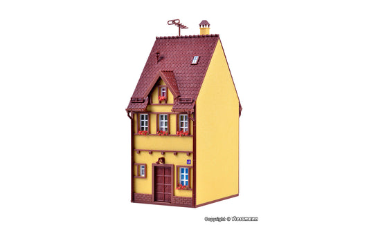 Vollmer 43671 Bahnhofstrasse 13 House Kit HO