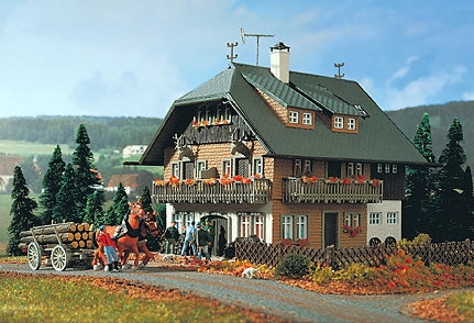 Vollmer 43792 Foresters House Kit HO