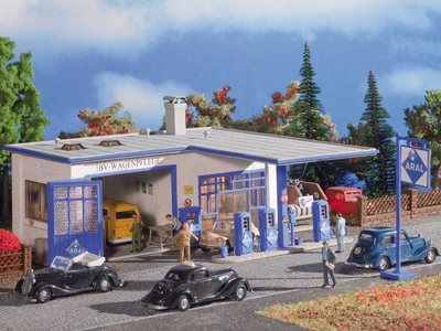 Vollmer 47757 ARAL Petrol Station Kit N Gauge