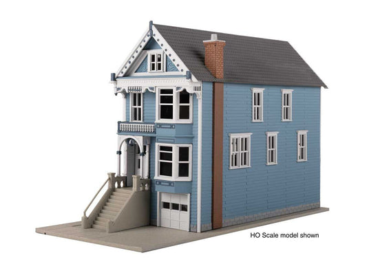 Walthers Trainline Painted Lady Victorian House Kit WH931-1053 HO Gauge
