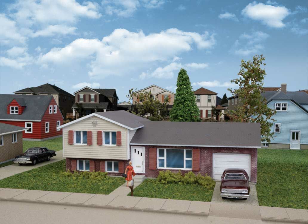 Walthers Cornerstone Split Level House Kit WH933-3840 N Gauge