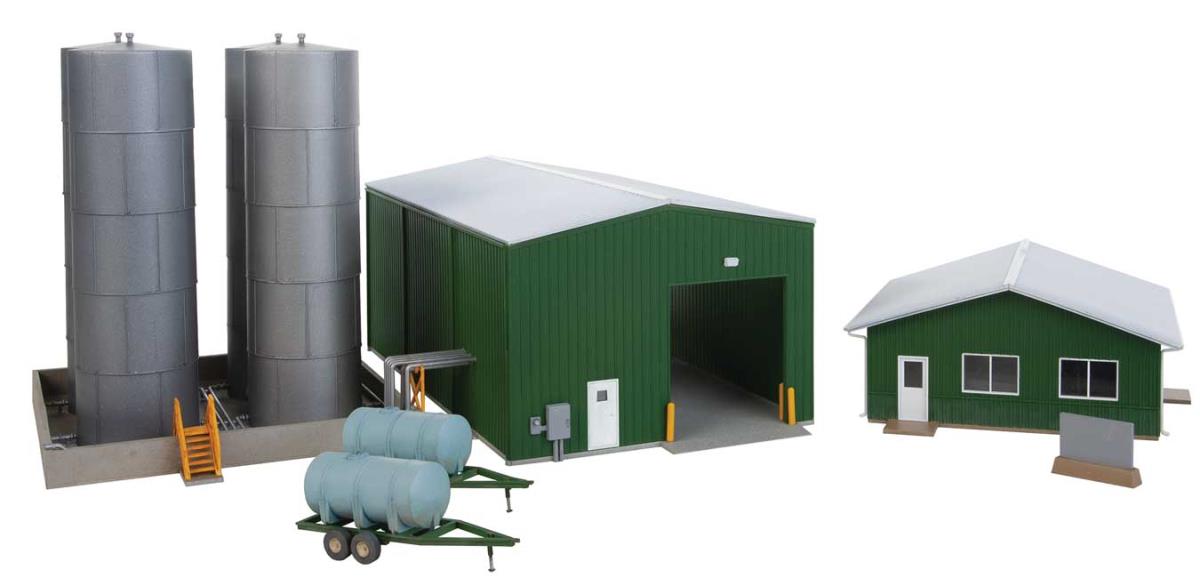 Walthers Cornerstone 933-4128 Fertilizer Distribution Facility Kit HO