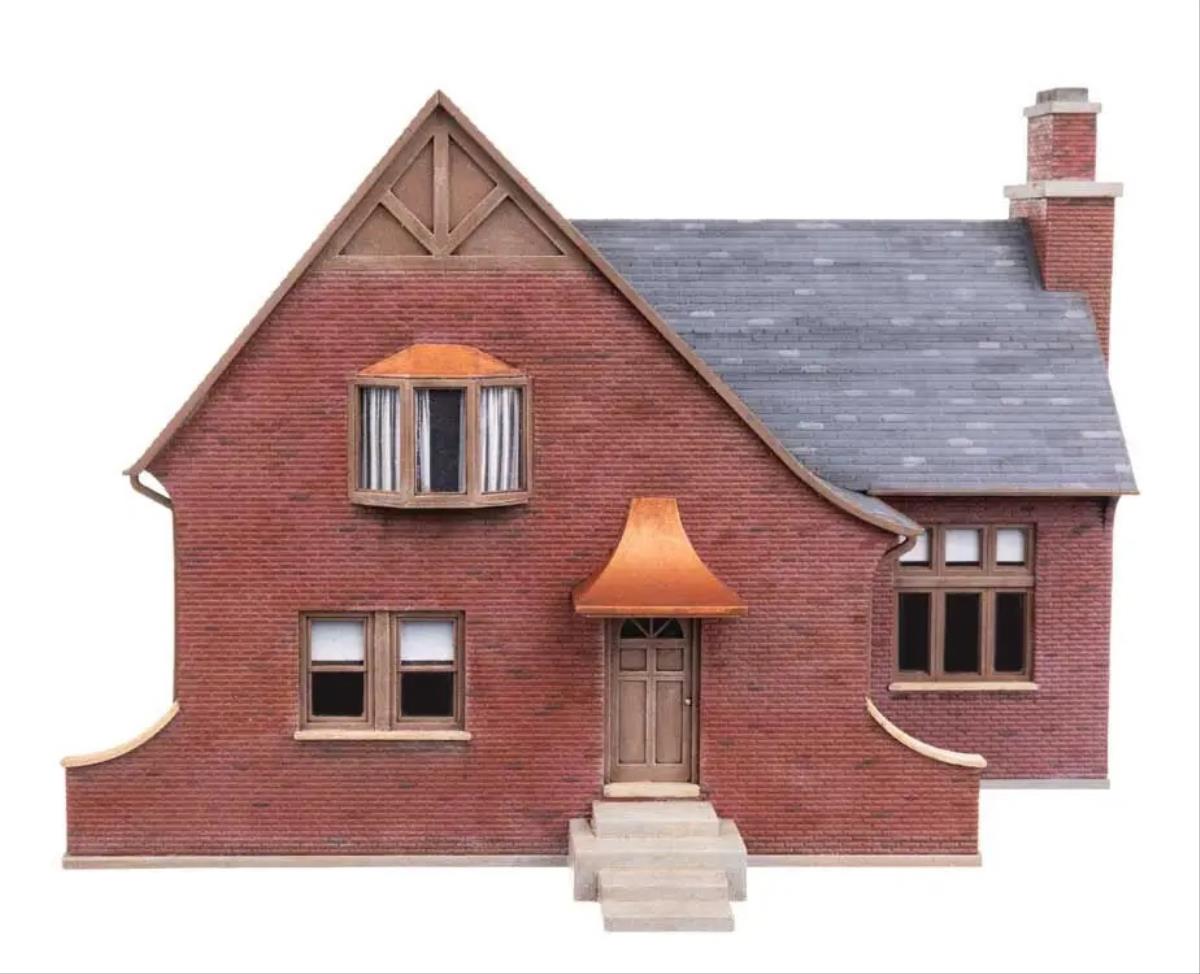 Walthers Cornerstone Tudor House Kit WH933-4250 HO Gauge