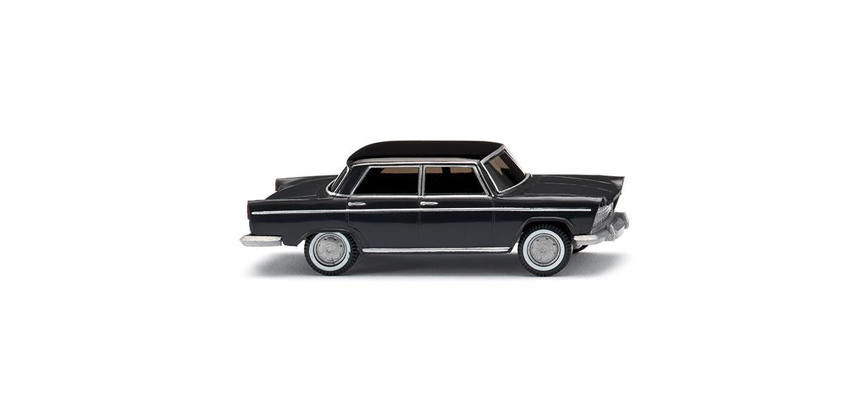 Wiking Fiat 1800 Mid Grey 1962-68 HO Gauge WK009004